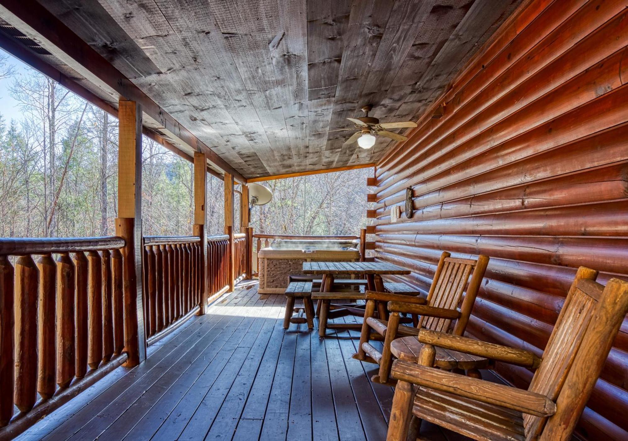 Heavenly Bear, Hot Tub, 1089 Of Free Attraction Tickets For Each Paid Day, Dollywood And More Sevierville Eksteriør billede