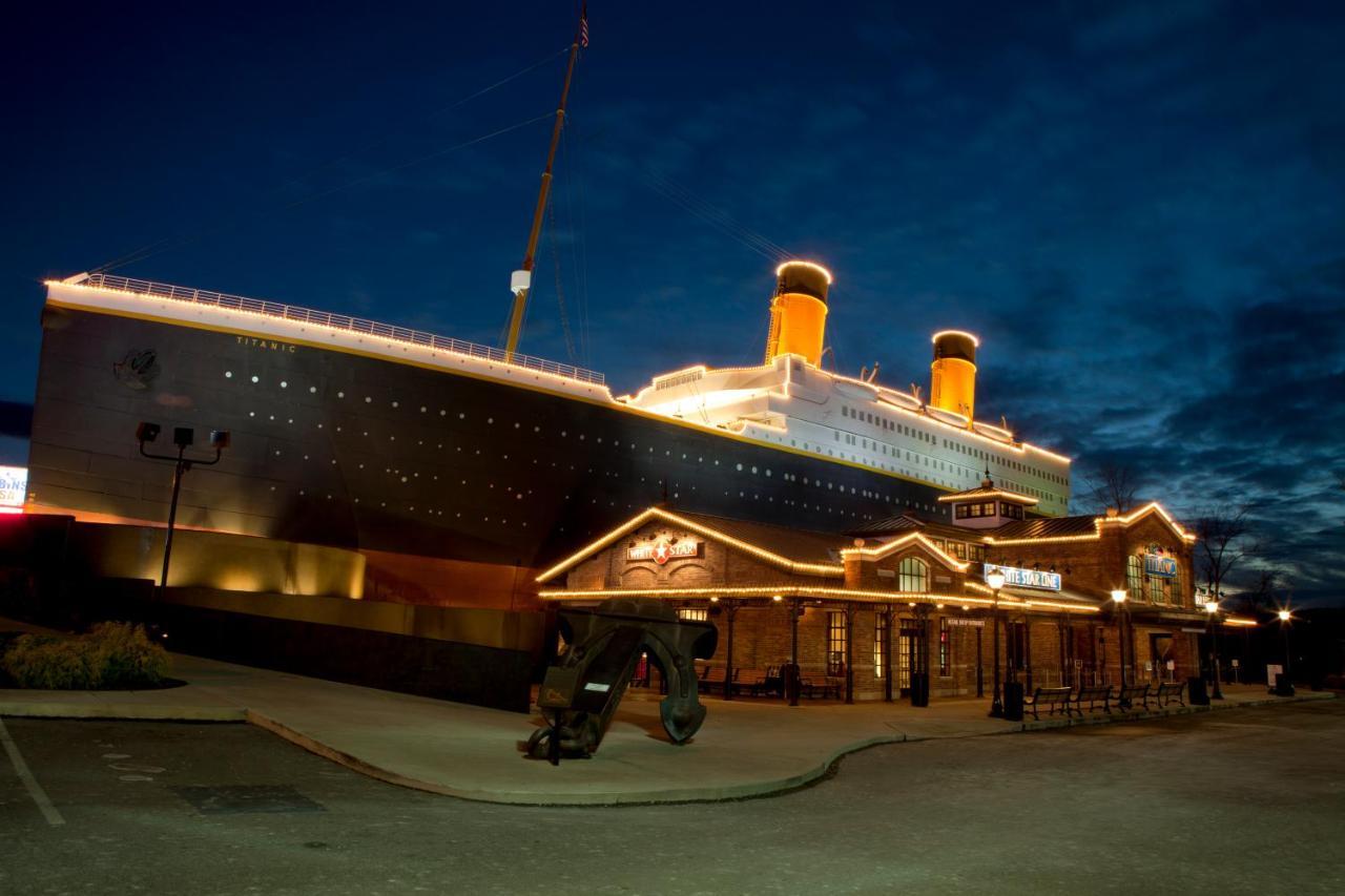 Heavenly Bear, Hot Tub, 1089 Of Free Attraction Tickets For Each Paid Day, Dollywood And More Sevierville Eksteriør billede