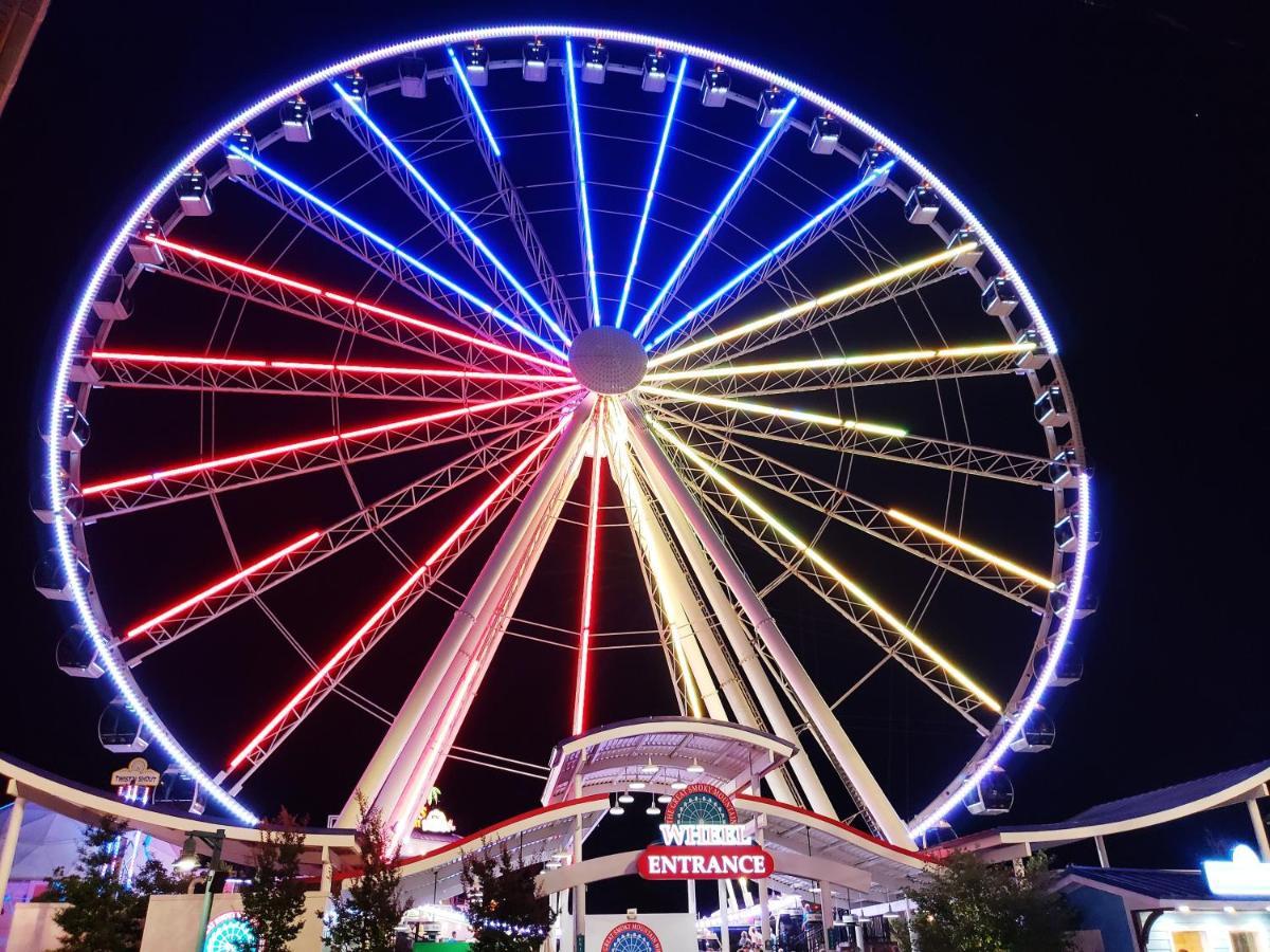 Heavenly Bear, Hot Tub, 1089 Of Free Attraction Tickets For Each Paid Day, Dollywood And More Sevierville Eksteriør billede